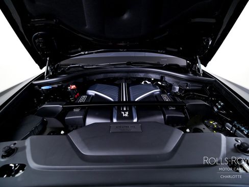 New 2027 Rolls-Royce Cullinan Black Badge AWD/4WD image 36