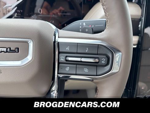 New 2026 GMC Yukon XL Denali w/ Sun & Power Step Package AWD/4WD image 5