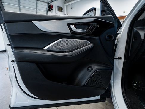 Used 2023 Acura MDX SH-AWD image 31