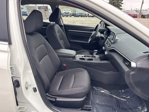 Used 2022 Nissan Altima 2.5 SV image 10