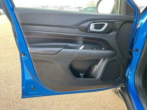 Used 2022 Jeep Compass Trailhawk w/ Trailhawk Convenience Group image 15