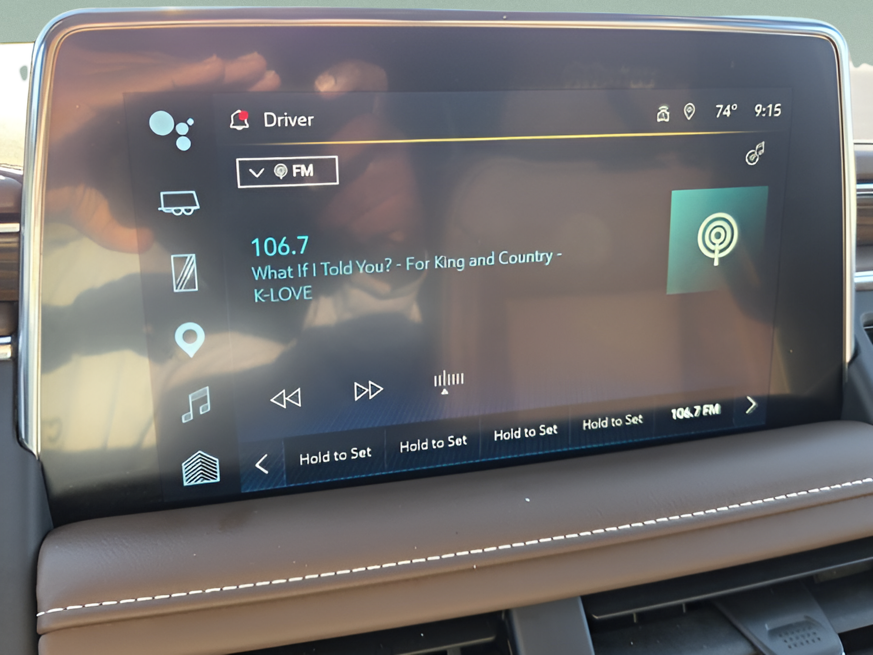 Used 2022 Chevrolet Suburban High Country RWD image 19