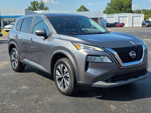 Used 2023 Nissan Rogue SV FWD image 17