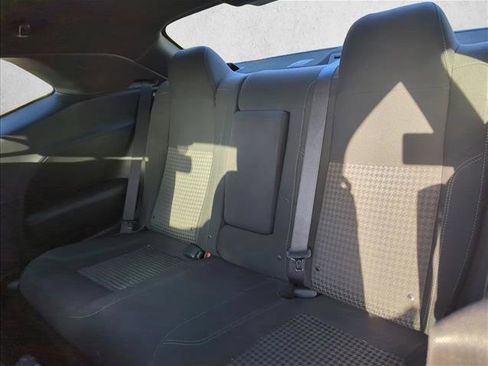 Used 2019 Dodge Challenger SXT image 19