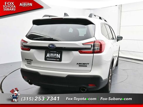 Used 2025 Subaru Ascent Bronze Edition image 4