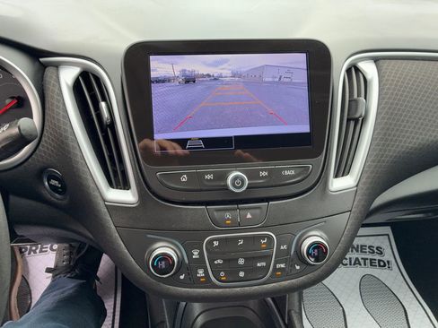 Used 2024 Chevrolet Malibu LT image 13