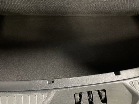 Used 2023 Ford Explorer XLT w/ Equipment Group 202A image 26