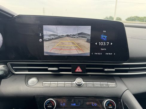 Used 2023 Hyundai Elantra SEL w/ Convenience Package FWD image 34
