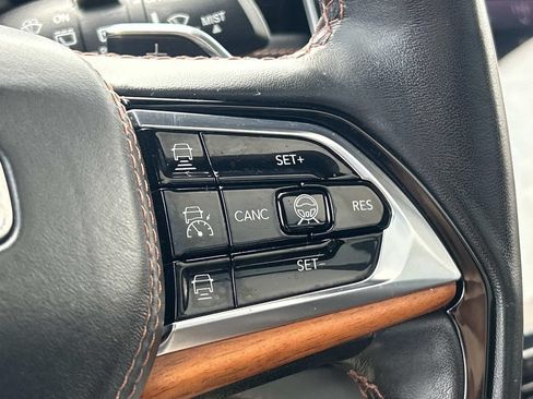 Certified 2023 Jeep Grand Cherokee Summit AWD/4WD image 28