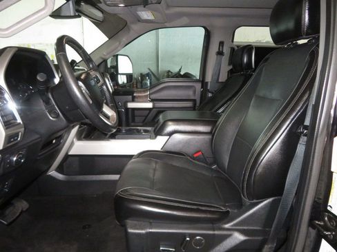 Used 2018 Ford F350 Lariat w/ Lariat Ultimate Package AWD/4WD image 19