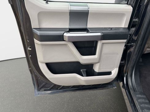 Used 2018 Ford F150 XLT w/ Equipment Group 302A Luxury image 11