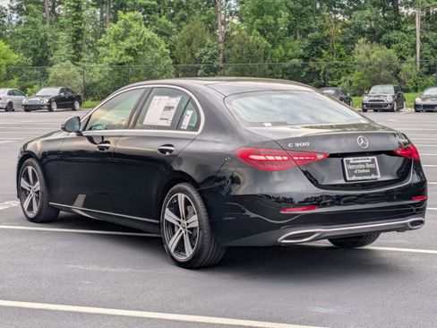 Used 2025 Mercedes-Benz C 300 4MATIC Sedan image 8