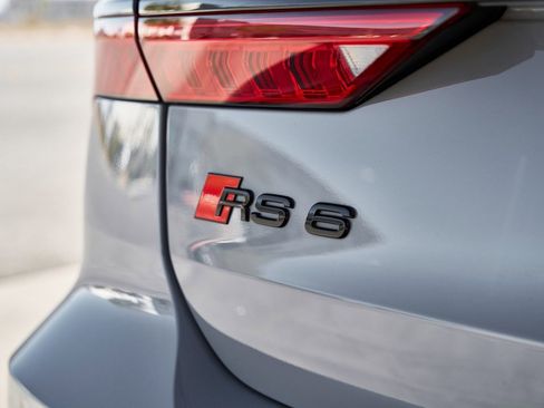 Used 2022 Audi RS 6 image 15