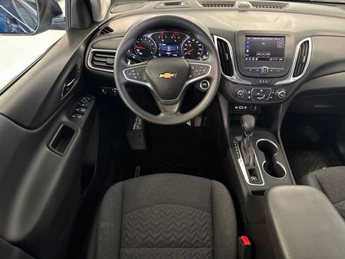 Used 2022 Chevrolet Equinox LT FWD image 4