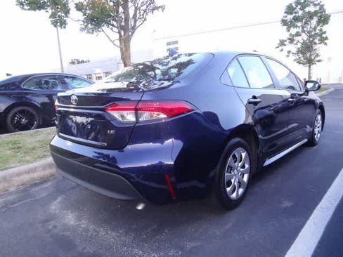 Used 2024 Toyota Corolla LE FWD image 4