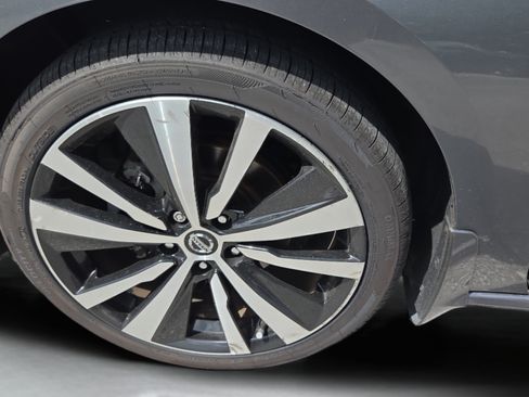Used 2021 Nissan Altima 2.5 SR AWD/4WD image 28