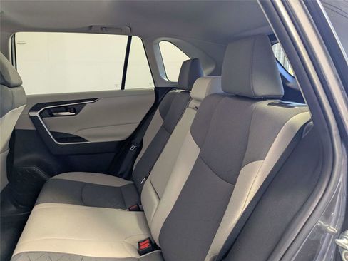 Certified 2023 Toyota RAV4 XLE w/ Convenience Package FWD image 33