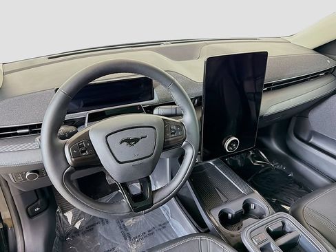 Used 2025 Ford Mustang Mach-E Premium AWD/4WD image 23