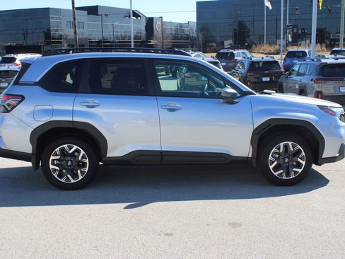 Used 2026 Subaru Forester Premium image 4