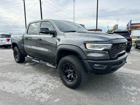 Used 2025 RAM 1500 RHO image 8