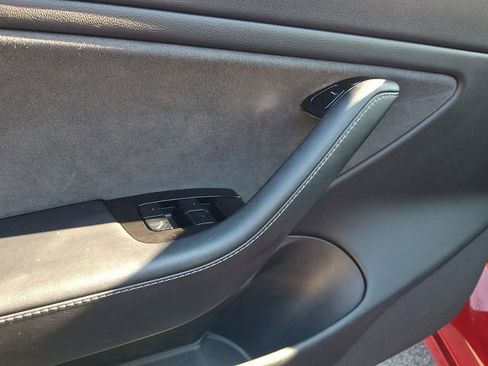 Used 2018 Tesla Model 3 Long Range image 14