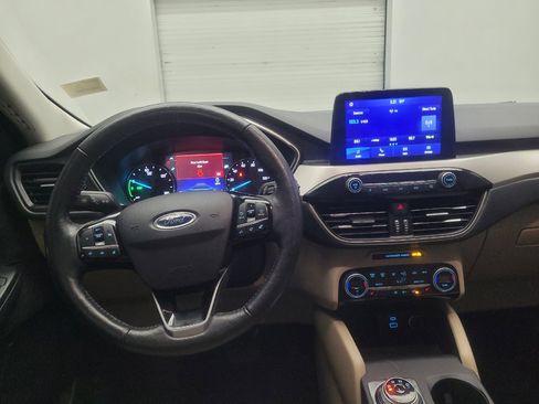 Used 2021 Ford Escape SE w/ Cold Weather Package FWD image 22