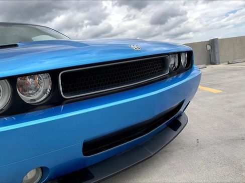 Used 2010 Dodge Challenger SRT8 w/ SRT Option Group II RWD image 33