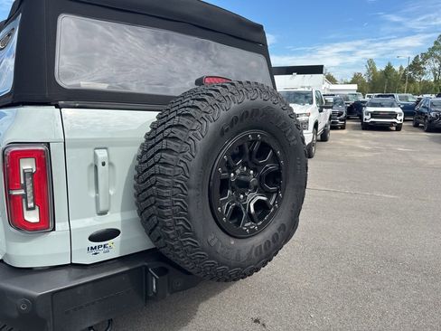 Used 2023 Ford Bronco Outer Banks image 28