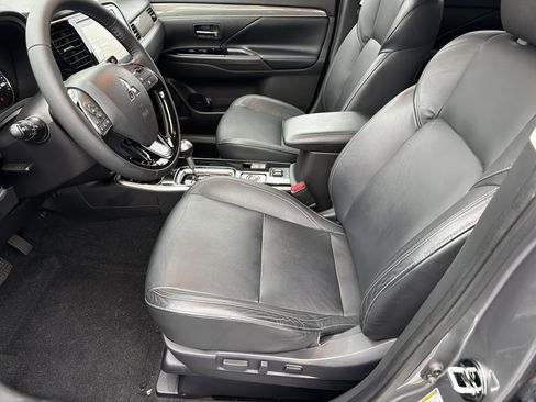 Used 2020 Mitsubishi Outlander SEL image 9