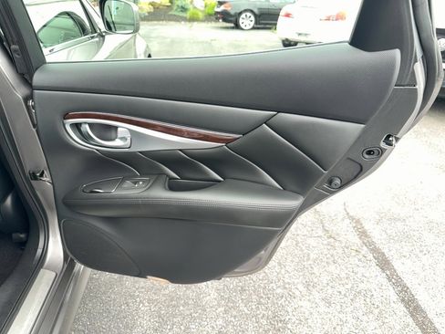 Used 2013 INFINITI M37 x w/ Premium Pkg AWD/4WD image 27
