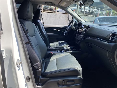 Used 2021 Honda Pilot Touring image 20