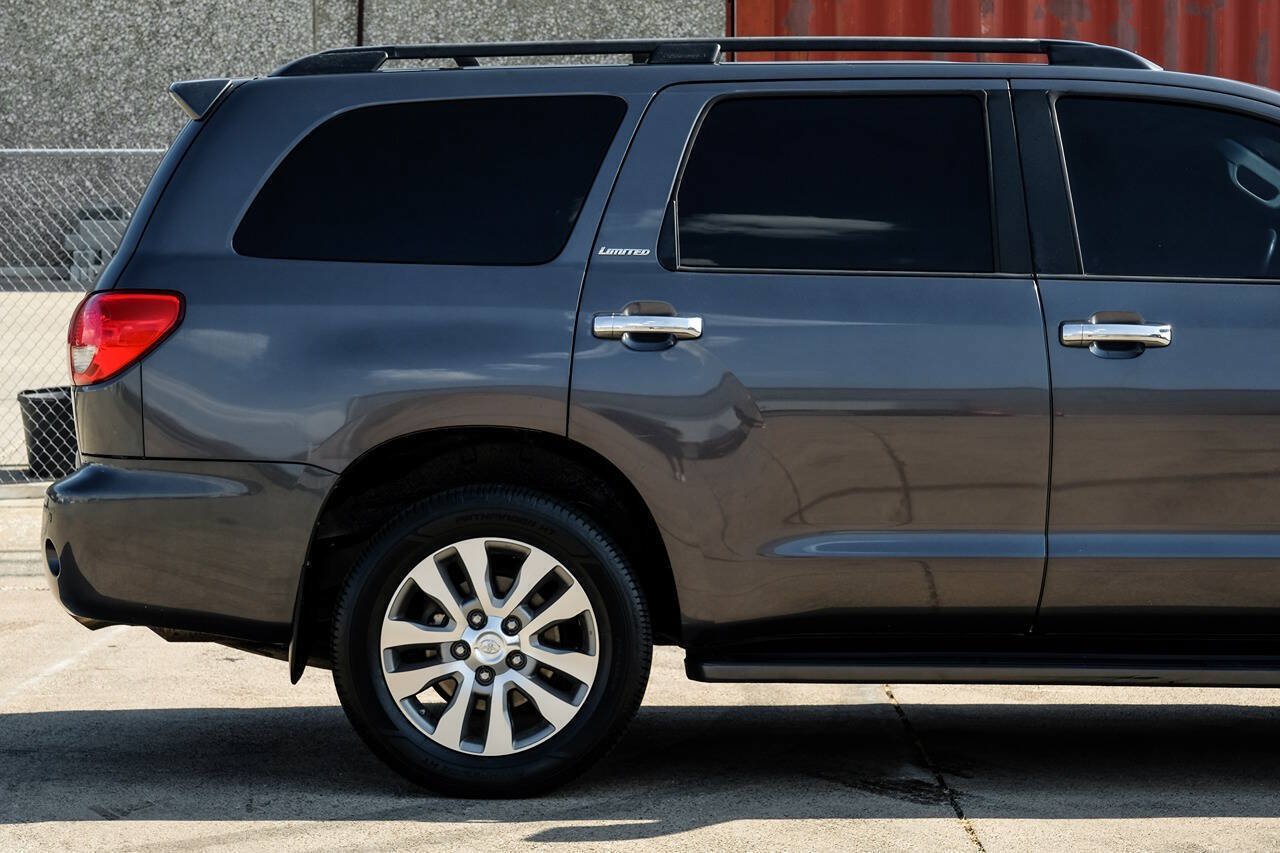 Used 2015 Toyota Sequoia Limited AWD/4WD image 11