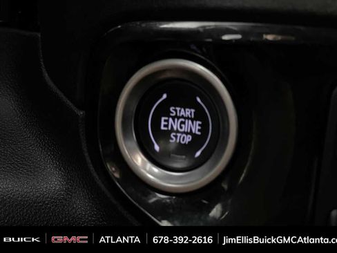 Used 2025 Chevrolet Silverado 1500 LT image 17