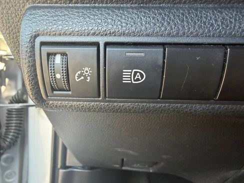 Used 2024 Toyota Corolla SE FWD image 19