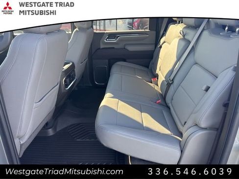 Used 2025 Chevrolet Silverado 2500 LTZ w/ LTZ Premium Package image 22