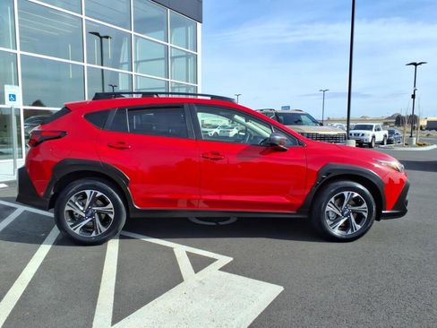 Used 2024 Subaru Crosstrek 2.0i Premium AWD/4WD image 8