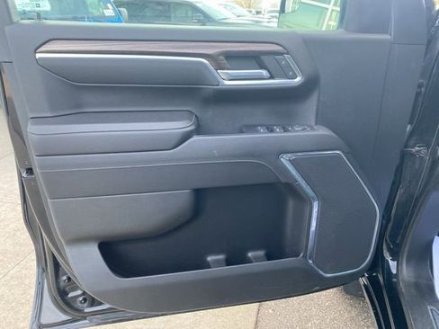 Used 2022 Chevrolet Silverado 1500 LT image 10