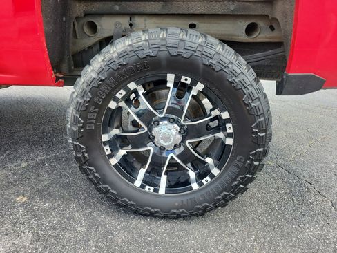 Used 2018 Chevrolet Silverado 1500 LT w/ All Star Edition AWD/4WD image 23