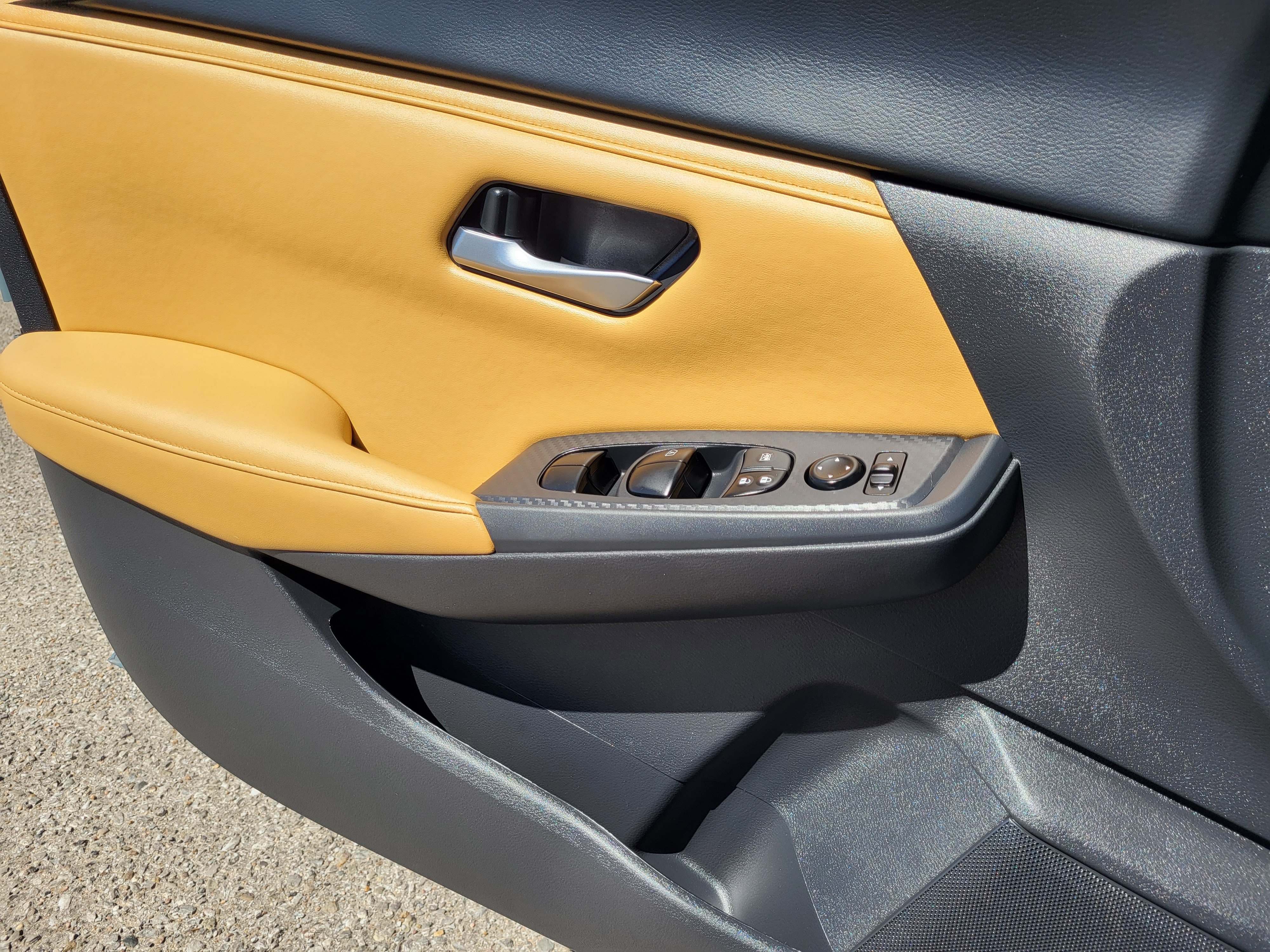 Certified 2025 Nissan Sentra SV w/ SV Premium Package FWD image 23