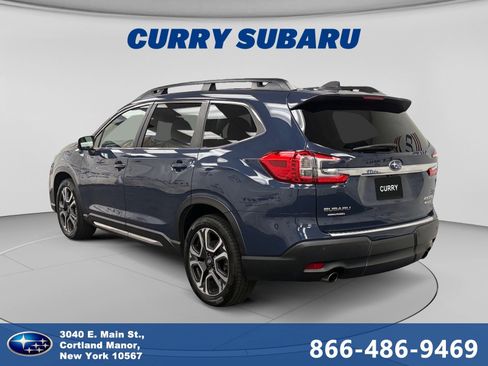 Used 2023 Subaru Ascent Limited w/ Technology Package AWD/4WD image 3