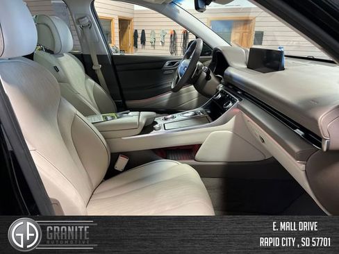 Used 2021 Genesis GV80 3.5T w/ Advanced Package 06 image 34