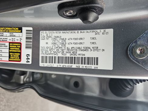 Used 2023 Toyota Tacoma TRD Sport image 38