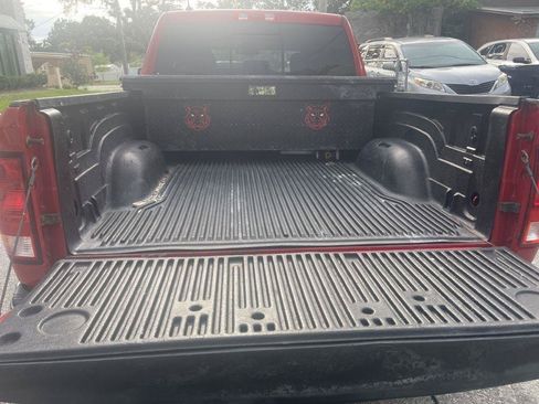 Used 2017 RAM 1500 Big Horn RWD image 13