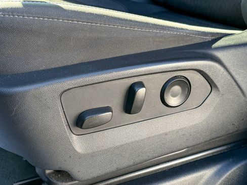 Certified 2023 Chevrolet Silverado 1500 LT image 16