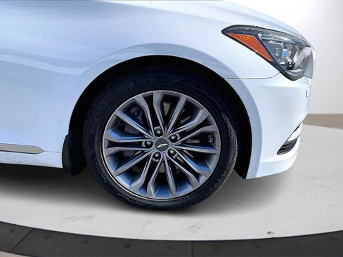 Used 2017 Genesis G80 3.8 image 33