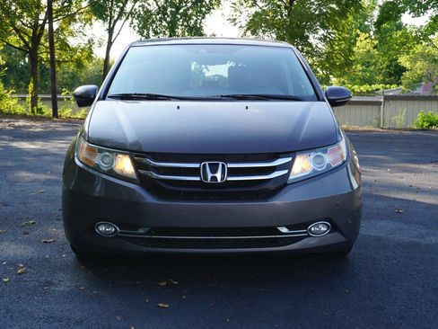 Used 2015 Honda Odyssey Touring image 2