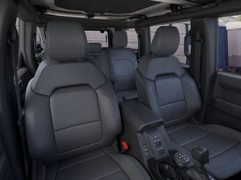 New 2026 Ford Bronco Outer Banks w/ Sasquatch Package AWD/4WD image 10