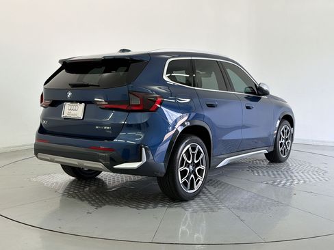 Used 2024 BMW X1 xDrive28i w/ Technology Package AWD/4WD image 9