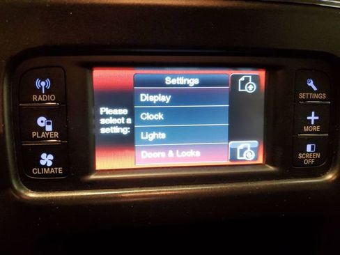 Used 2017 Dodge Journey SE w/ Blacktop Package image 20