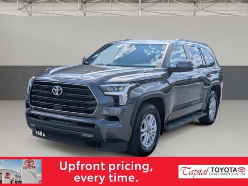 Used 2026 Toyota Sequoia SR5 w/ SR5 Premium Package AWD/4WD image 4